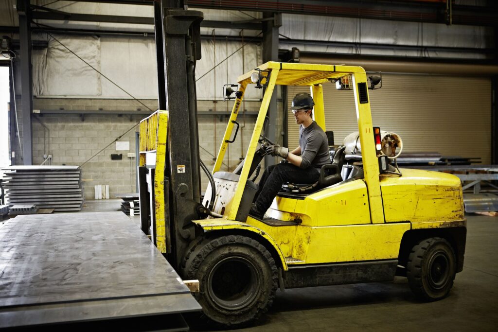 harga sewa alat berat forklift