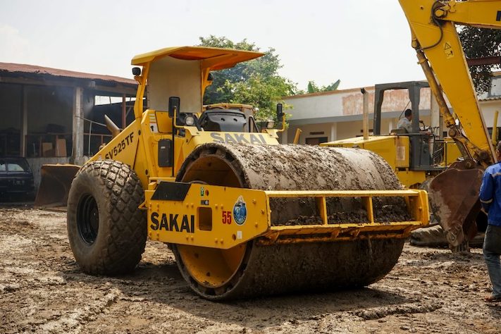 harga sewa alat berat vbro roller